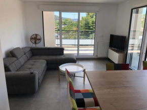 Appartement T3 neuf Sur les toits avec terrasse